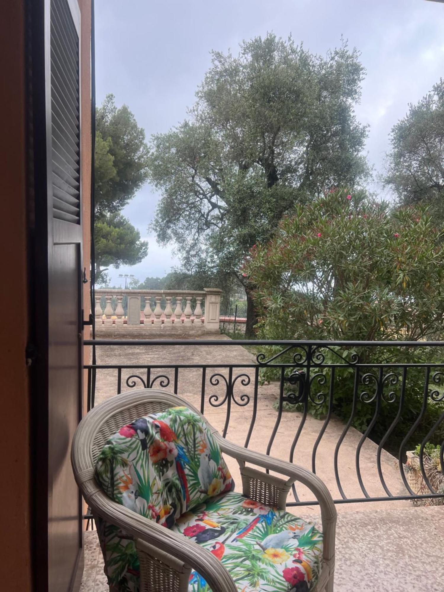 Bas De Villa Vue Mer Eze Village Εξωτερικό φωτογραφία